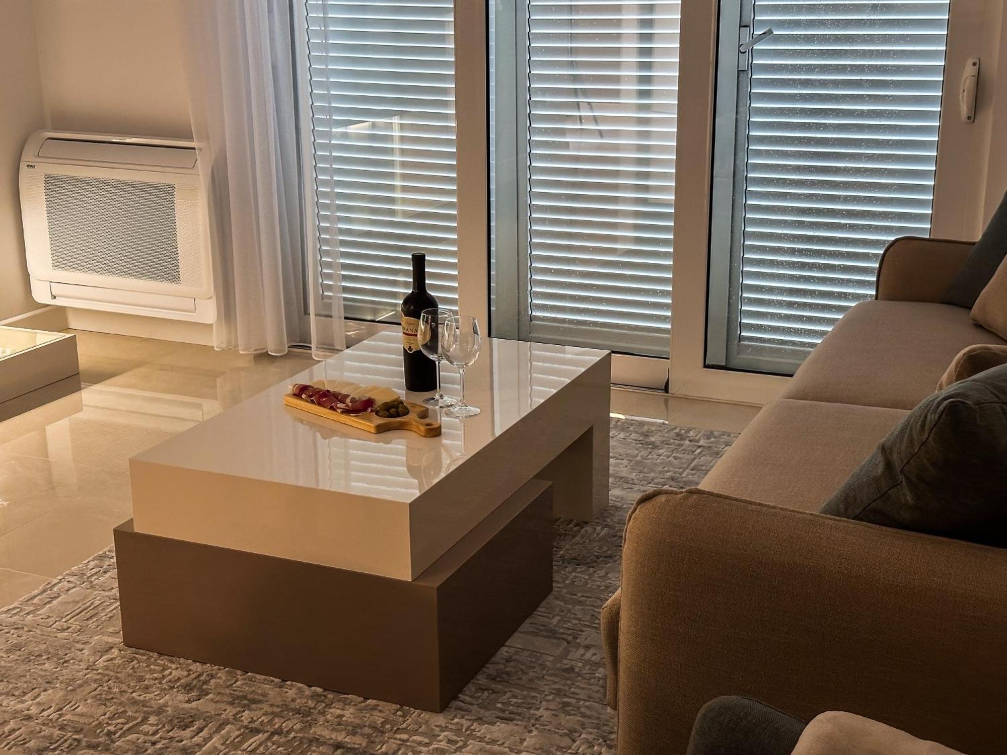 Chillout Apartment In Kotor Bay Esterno foto