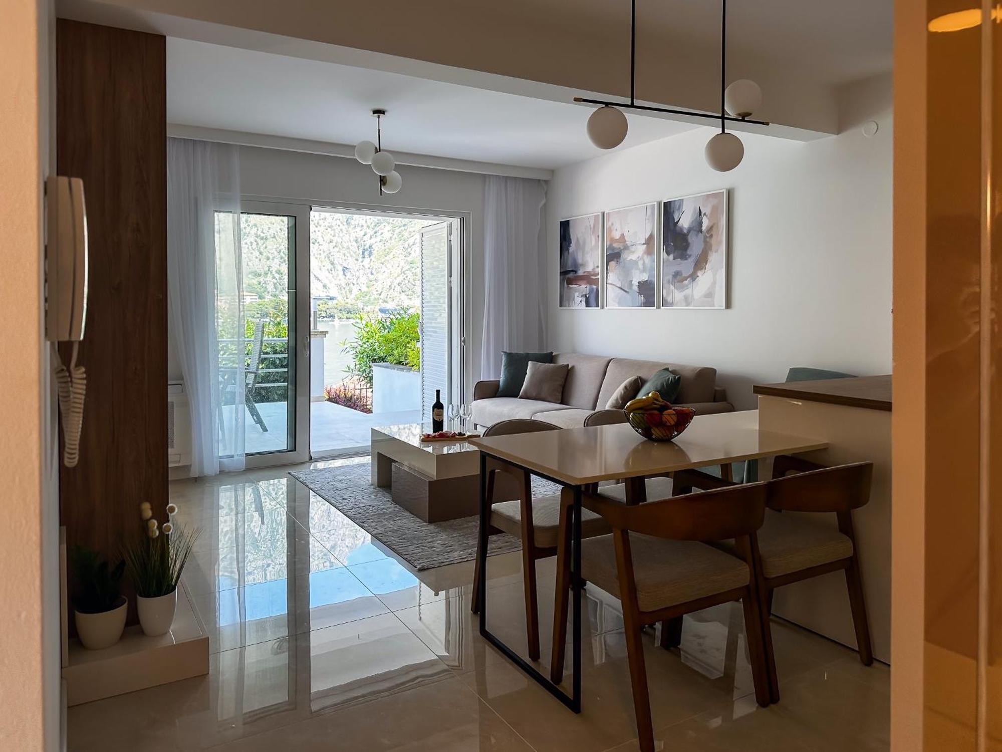 Chillout Apartment In Kotor Bay Esterno foto